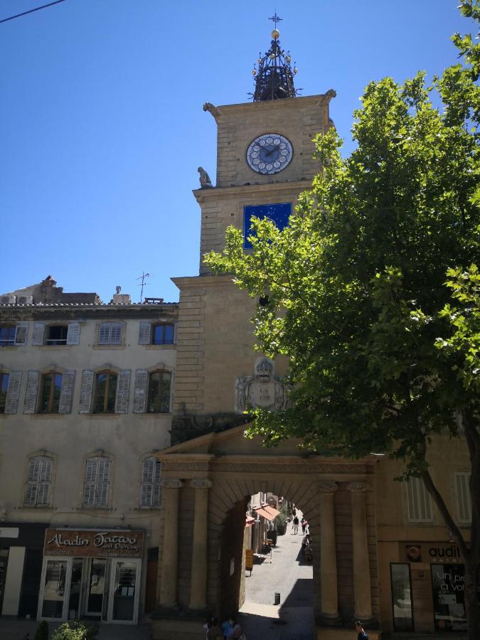 Grand Hotel De La Poste Salon-de-Provence Exterior photo